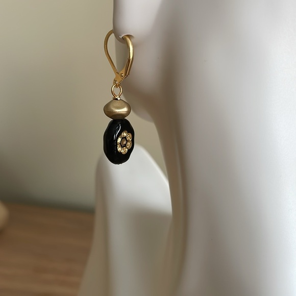 HAND CRAFTED PIERCED EARRINGS - Picture 5 of 14